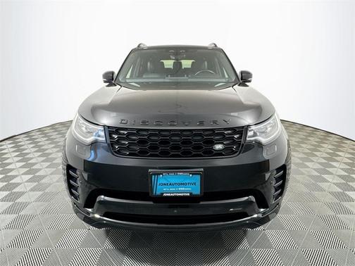 2023 Land Rover Discovery P300 S R-Dynamic