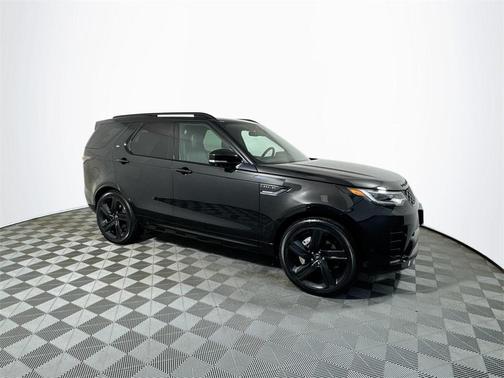 2023 Land Rover Discovery P300 S R-Dynamic