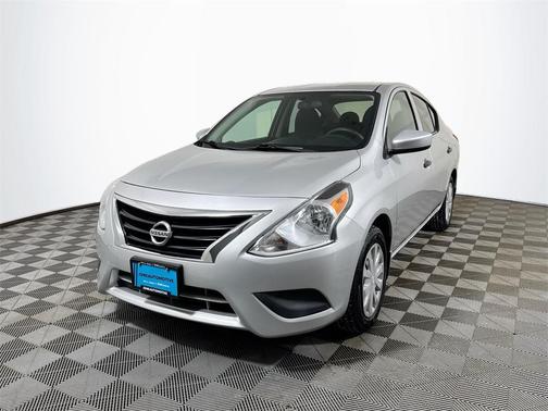 2016 Nissan Versa 1.6 S+