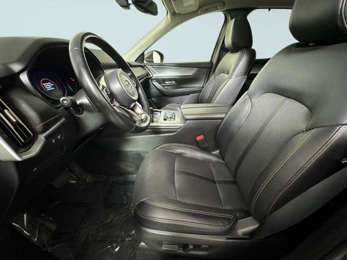 Machine Gray Metallic 2024 Mazda CX-90 3.3 Turbo Preferred Plus