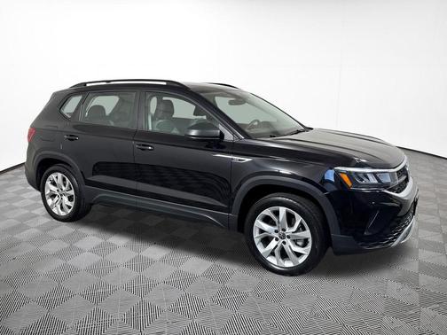 Deep Black 2023 Volkswagen Taos 1.5T S