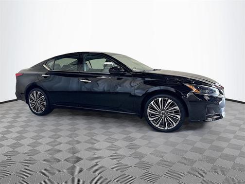 2024 Nissan Altima 2.5 SL