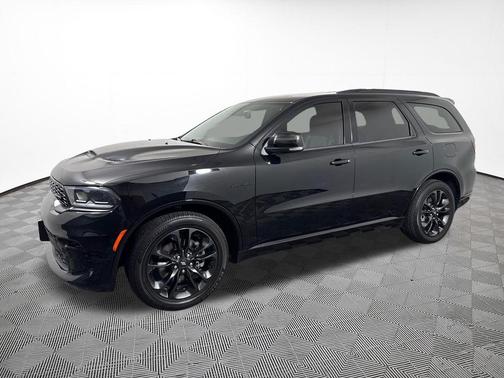 Black Clearcoat 2024 Dodge Durango R/T Plus