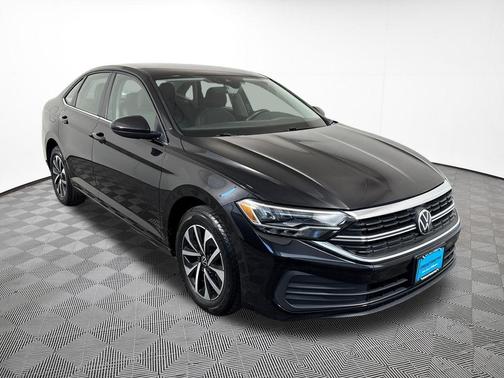 Deep Black Pearl 2024 Volkswagen Jetta 1.5T S