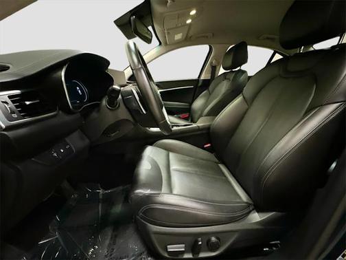 2023 Genesis G70 2.0T AWD