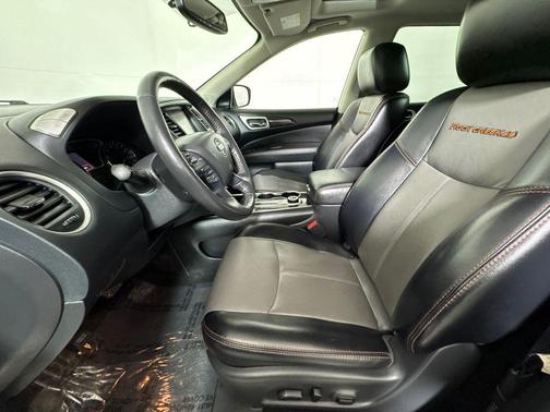 2020 Nissan Pathfinder SL 4WD