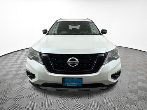 2020 Nissan Pathfinder SL 4WD