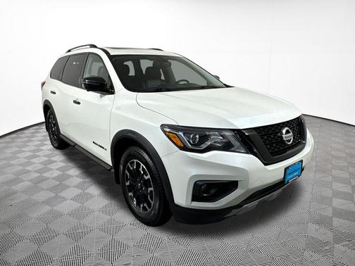 2020 Nissan Pathfinder SL 4WD
