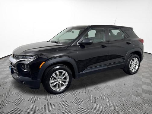 Mosaic Black Metallic 2021 Chevrolet Trailblazer LS