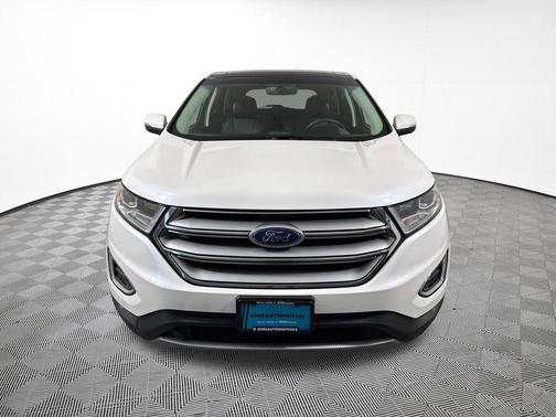 White Platinum Clearcoat Metallic 2017 Ford Edge Titanium