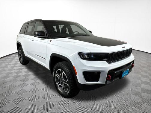 2022 Jeep Grand Cherokee Trailhawk