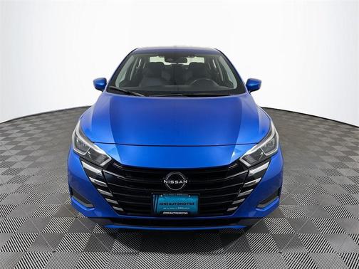 2023 Nissan Versa 1.6 SV