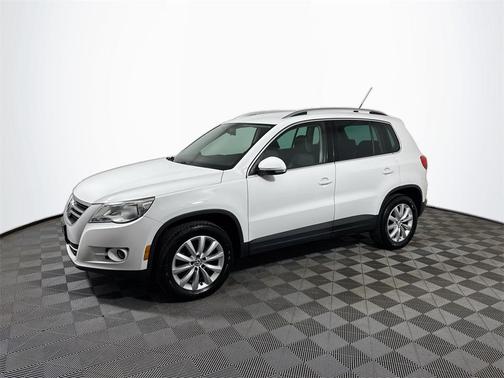 2011 Volkswagen Tiguan SE