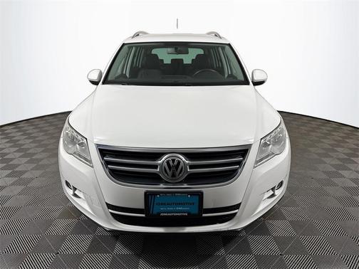 2011 Volkswagen Tiguan SE