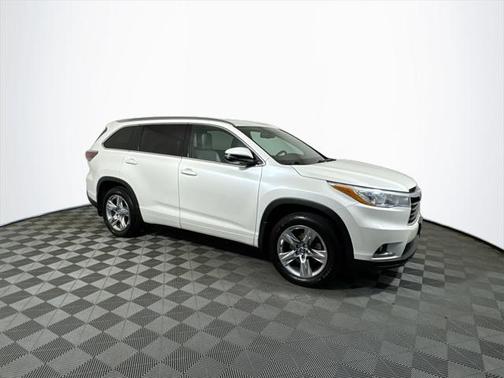 2016 Toyota Highlander Limited