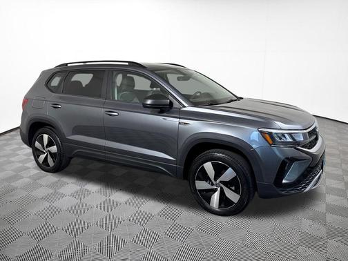 Platinum Gray Metallic 2024 Volkswagen Taos 1.5T S