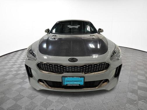 Ceramic Silver 2019 Kia Stinger GT1