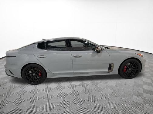 Ceramic Silver 2019 Kia Stinger GT1