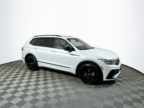 2024 Volkswagen Tiguan 2.0T SE R-Line Black 4MOTION