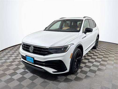 2024 Volkswagen Tiguan 2.0T SE R-Line Black 4MOTION