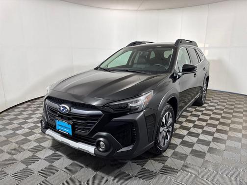 Crystal Black Silica 2025 Subaru Outback Limited