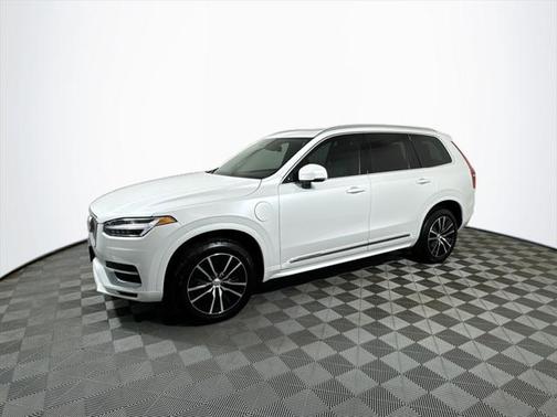 2022 Volvo XC90 Recharge Plug-In Hybrid T8 Inscription Expression 7 Passenger