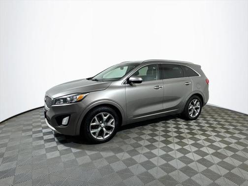2016 Kia Sorento SX