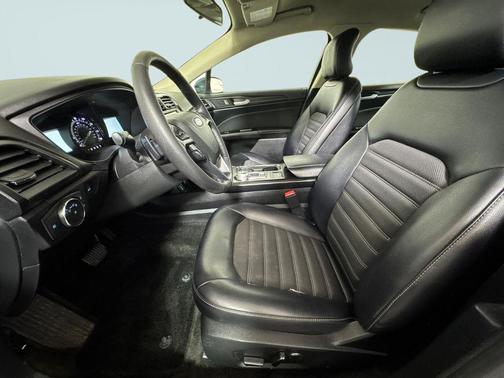 Blue Metallic 2018 Ford Fusion SE