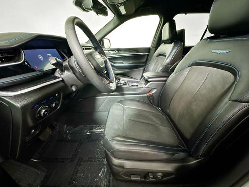 2024 Jeep Grand Cherokee 4xe Trailhawk