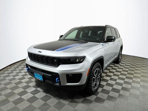 2024 Jeep Grand Cherokee 4xe Trailhawk