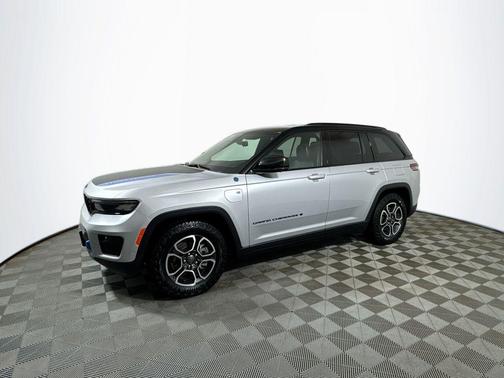 2024 Jeep Grand Cherokee 4xe Trailhawk