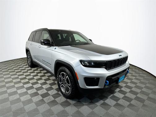 2024 Jeep Grand Cherokee 4xe Trailhawk