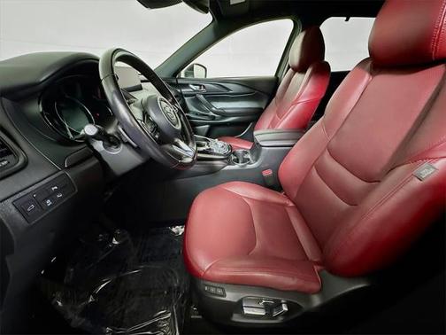 2023 Mazda CX-9 Carbon Edition