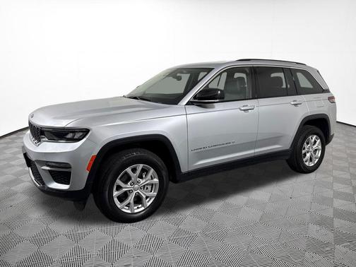 Silver Zynith 2023 Jeep Grand Cherokee Limited