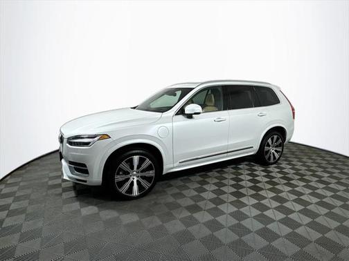 2021 Volvo XC90 Recharge Plug-In Hybrid T8 Inscription 7 Passenger