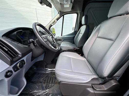 2016 Ford Transit-250 Base