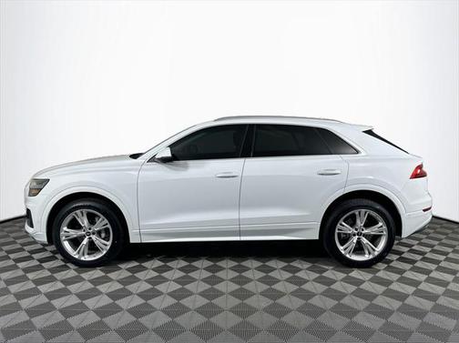 2023 Audi Q8 55 Premium