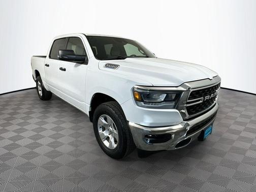 Bright White Clearcoat 2023 RAM 1500 Big Horn/Lone Star