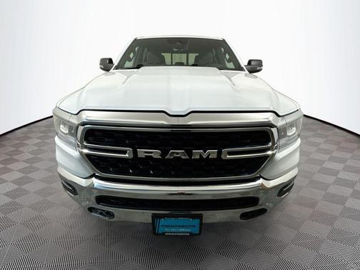 Bright White Clearcoat 2023 RAM 1500 Big Horn/Lone Star