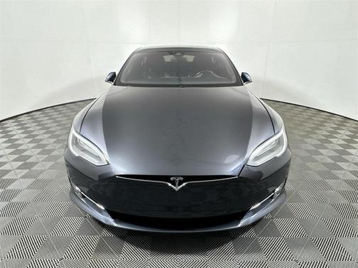2016 Tesla Model S P90D