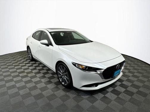 2025 Mazda Mazda3 FWD w/Preferred Package