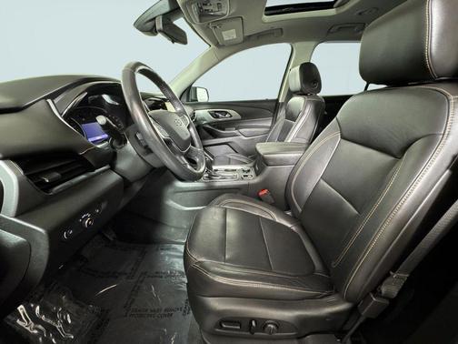 Black Metallic 2020 Chevrolet Traverse RS