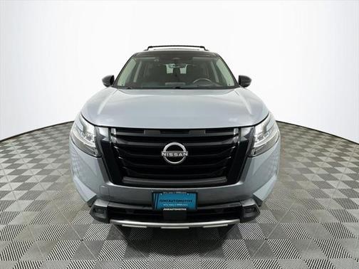 2024 Nissan Pathfinder Platinum 4WD