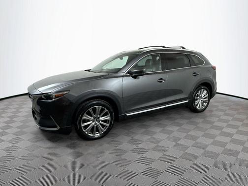 Machine Gray Metallic 2022 Mazda CX-9 Signature