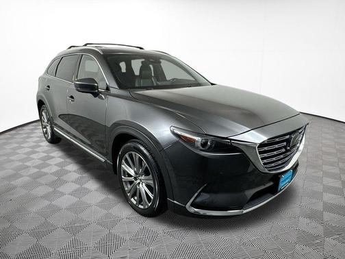 Machine Gray Metallic 2022 Mazda CX-9 Signature