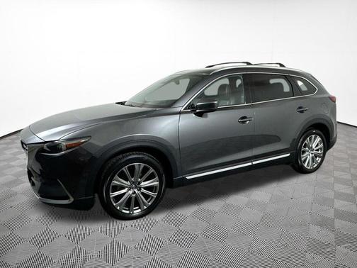 Machine Gray Metallic 2022 Mazda CX-9 Signature