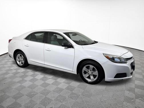 Summit White 2015 Chevrolet Malibu 1LS