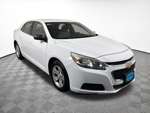Summit White 2015 Chevrolet Malibu 1LS