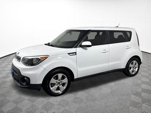 Clear White 2018 Kia Soul Base