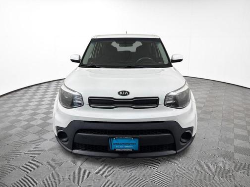 Clear White 2018 Kia Soul Base